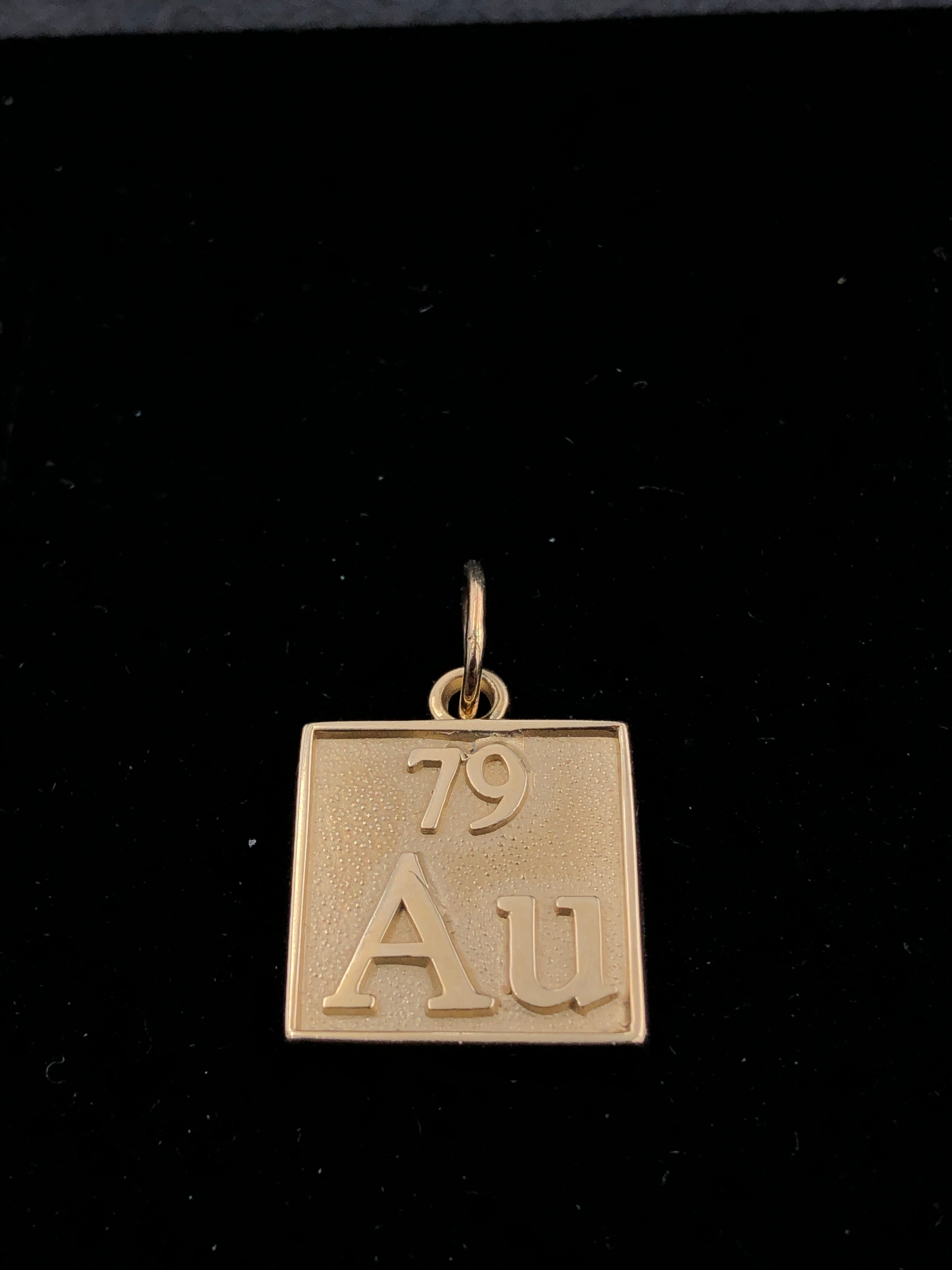 Elements of Desire, Au