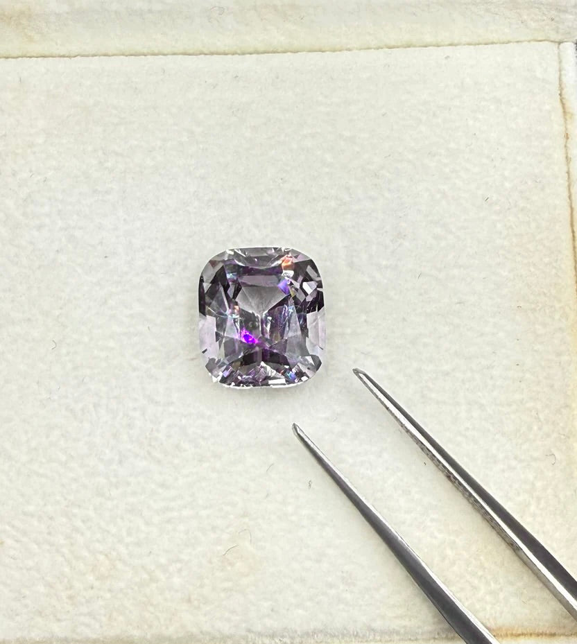 Lavender Spinel