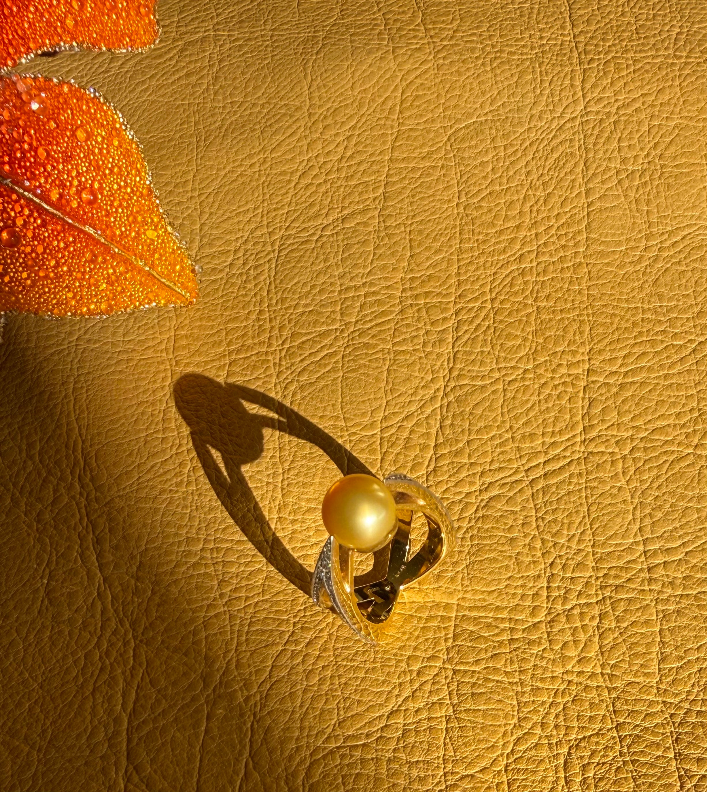 Golden Pearl Kiss