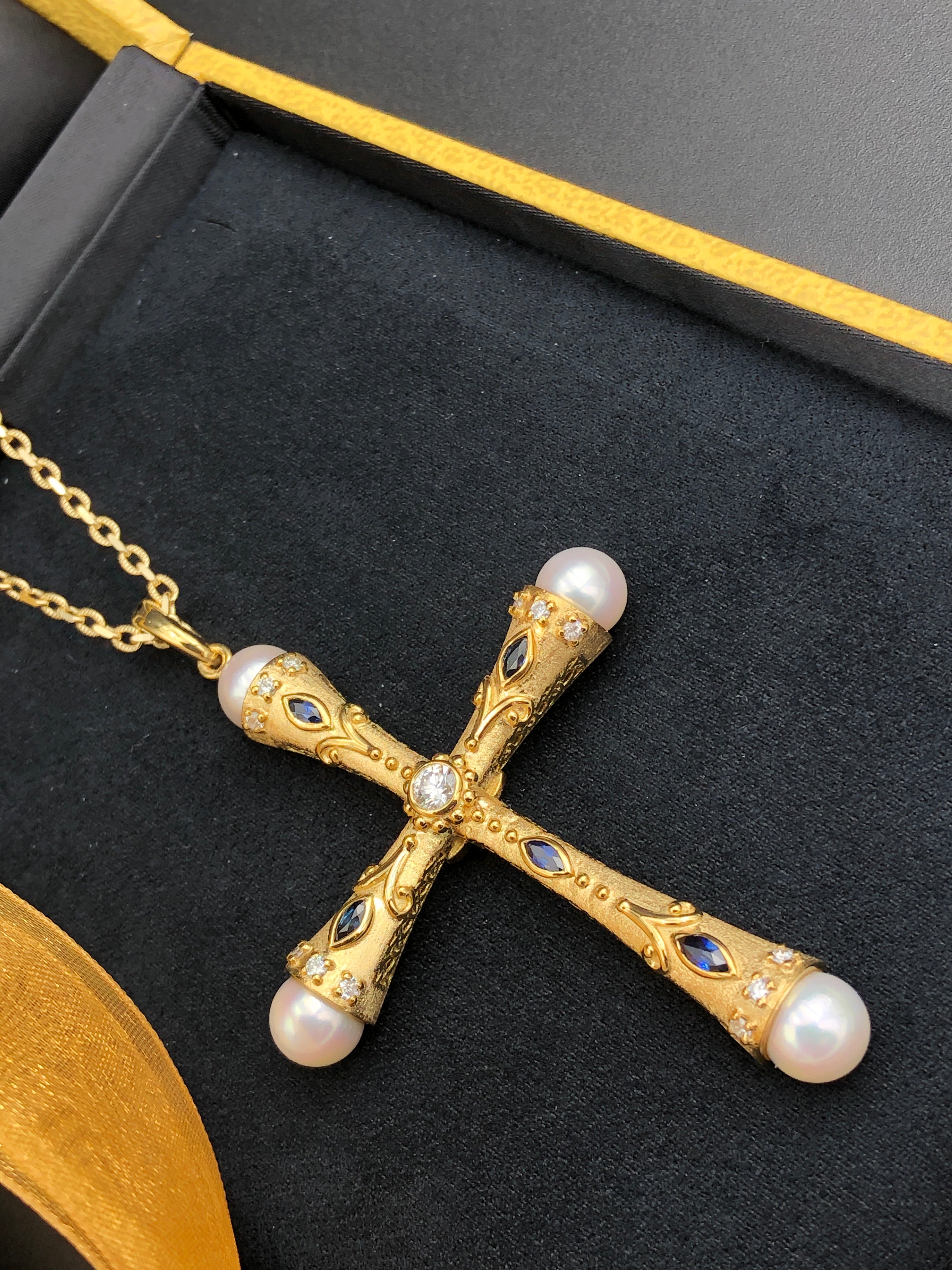 Pearl and Sapphire Cross