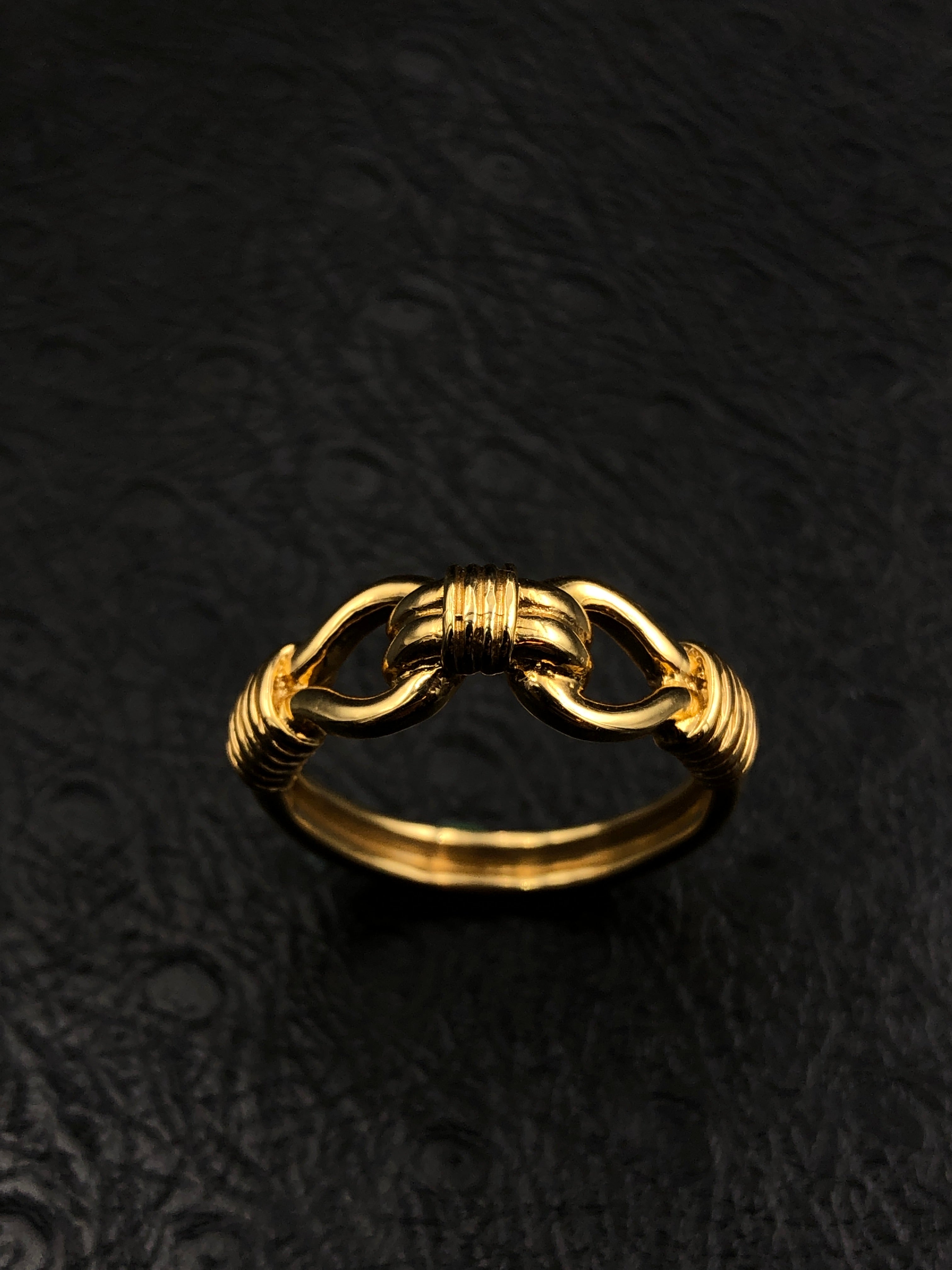 Knotted Ring