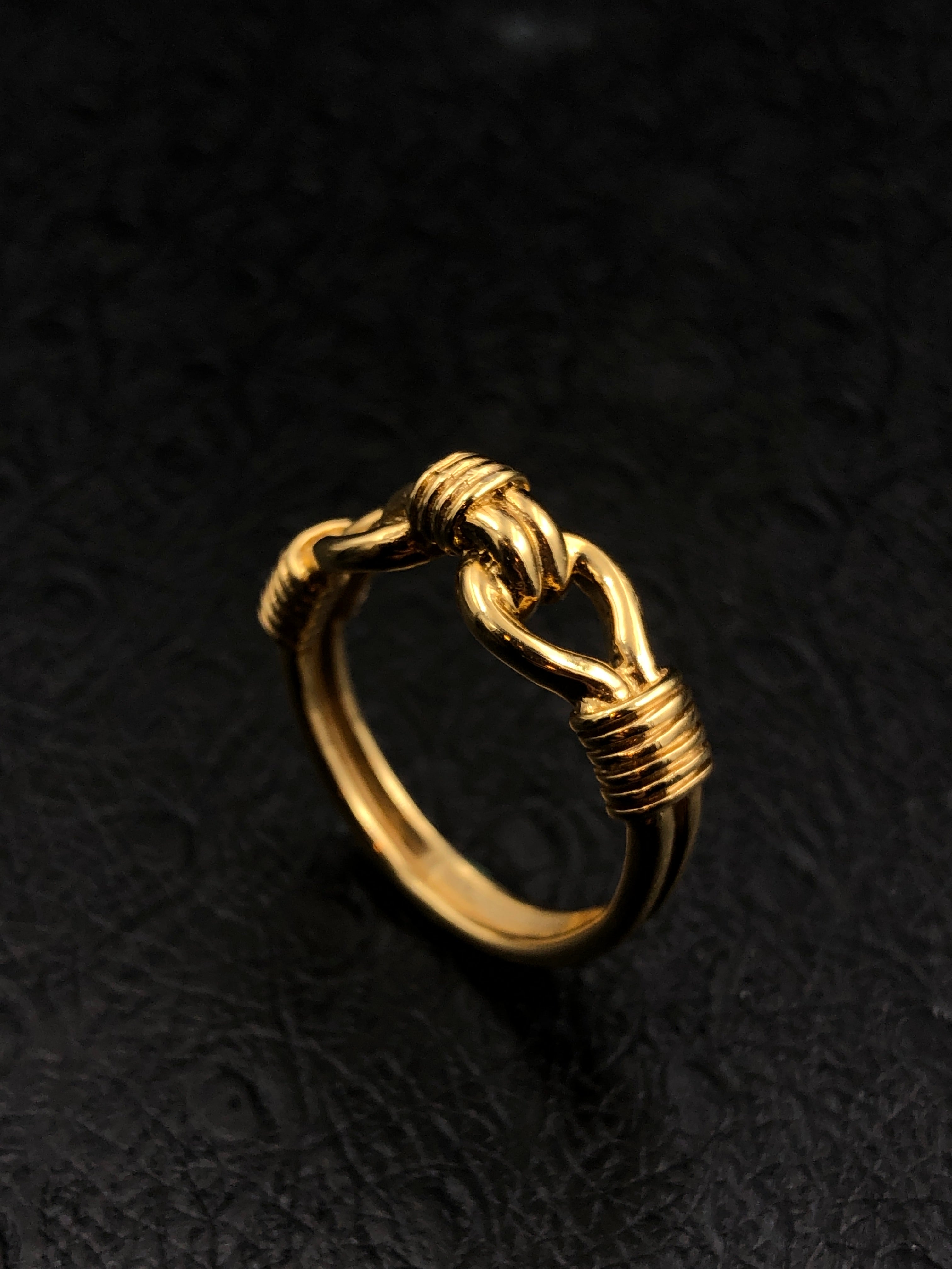 Knotted Ring