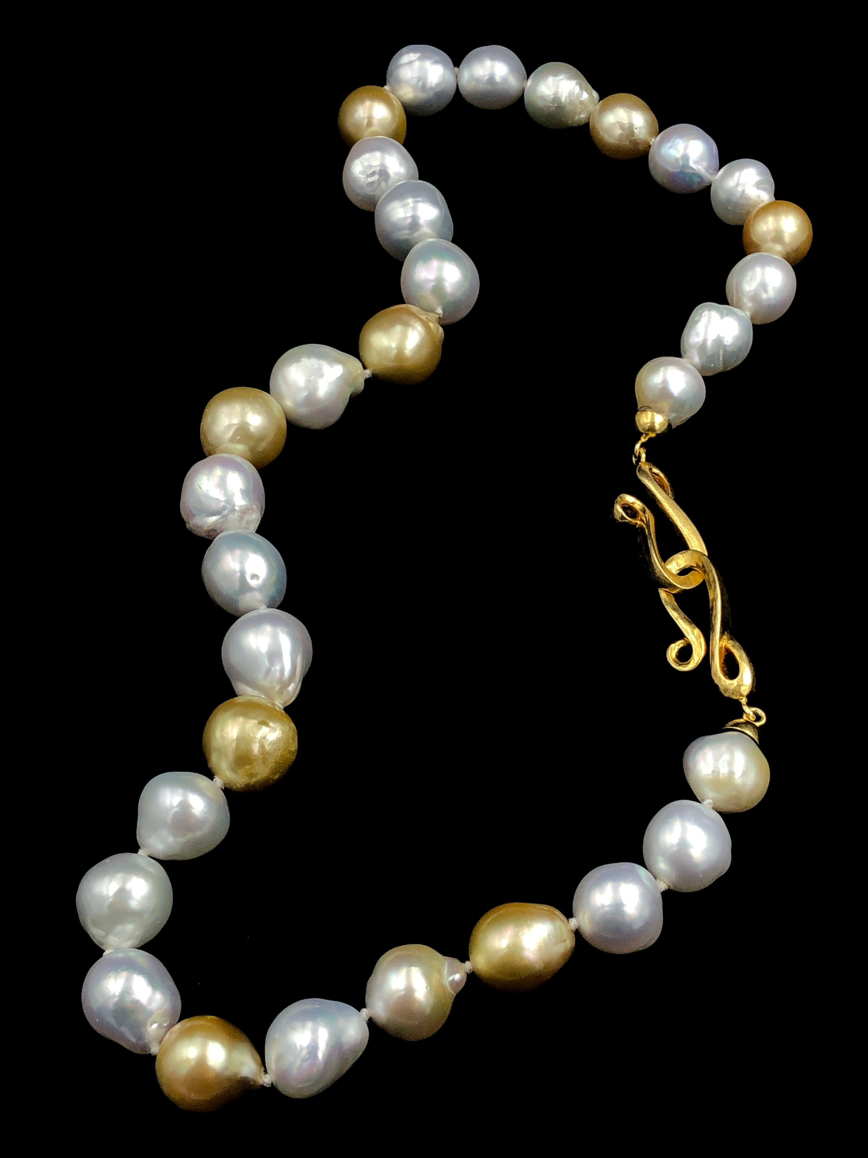 White and Golden South Sea Necklace